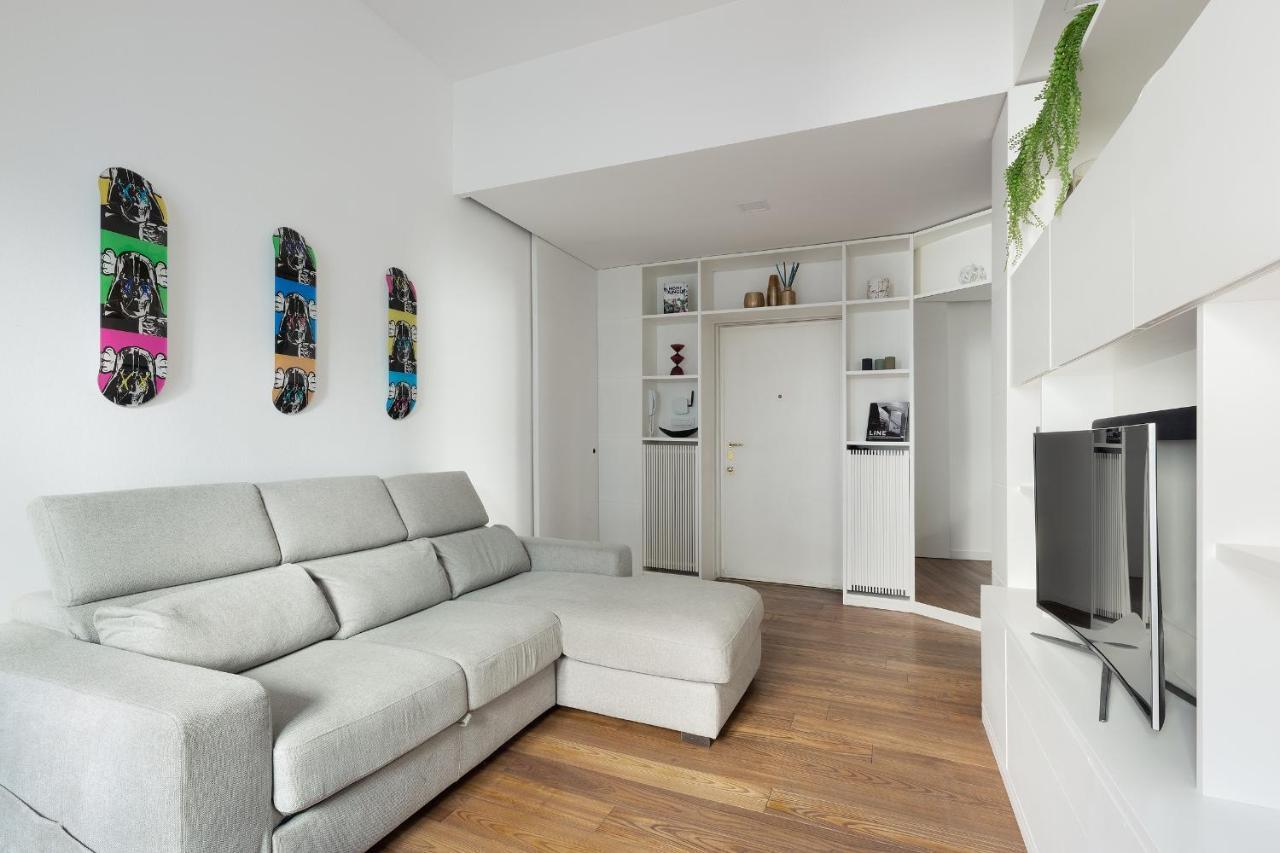 Hl Apartment - Brera, Garibaldi, Moscova, Duomo, Montenapoleone Milan Exterior photo